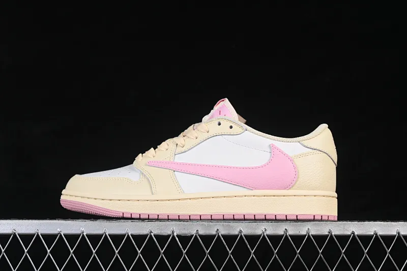 All Categories Air Jordan Jordan series basketball shoes Air Jordan 1 Low Travis Scott x Air Jordan 1 Low OG AJ1 Joe 1 joint overhead hook IQ7604-100